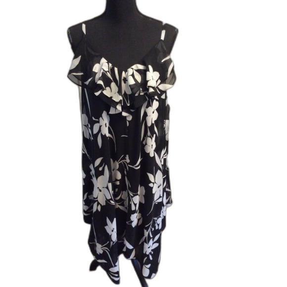 Plus size 18 Inc International Floral Ruffles Flowing Romantic Strap Dress - Picture 3 of 5